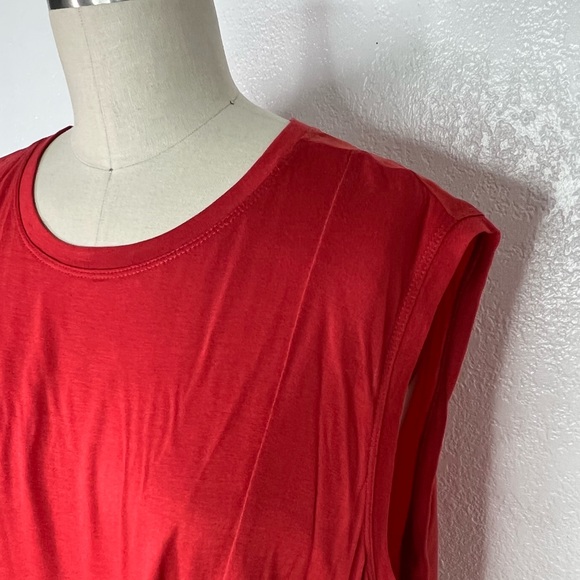 Tiny by Anthropologie front knot red summer everyday basic  top M - Picture 5 of 6